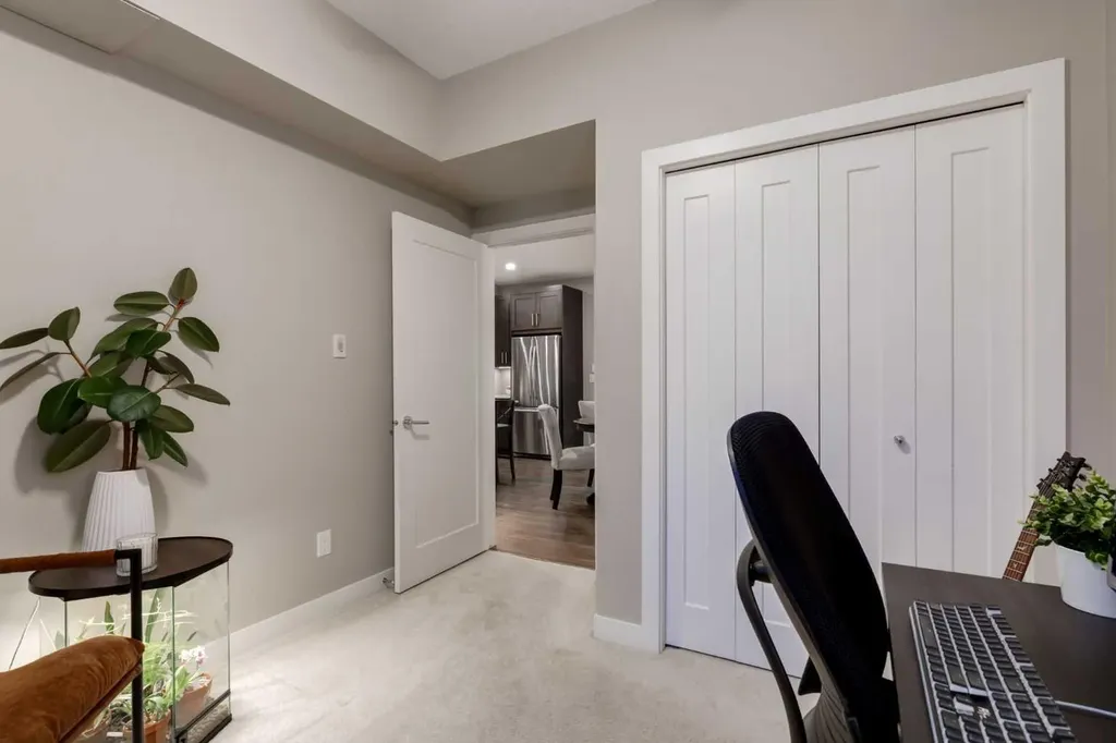 10 Walgrove Walk SE Calgary AB T2X 4E3