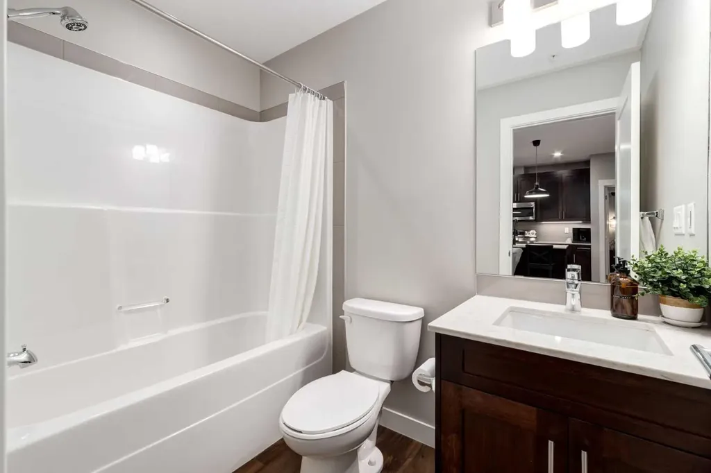 10 Walgrove Walk SE Calgary AB T2X 4E3
