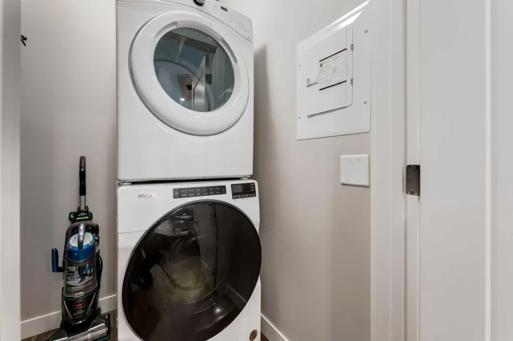 10 Walgrove Walk SE Calgary AB T2X 4E3