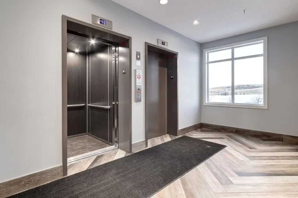 10 Walgrove Walk SE Calgary AB T2X 4E3