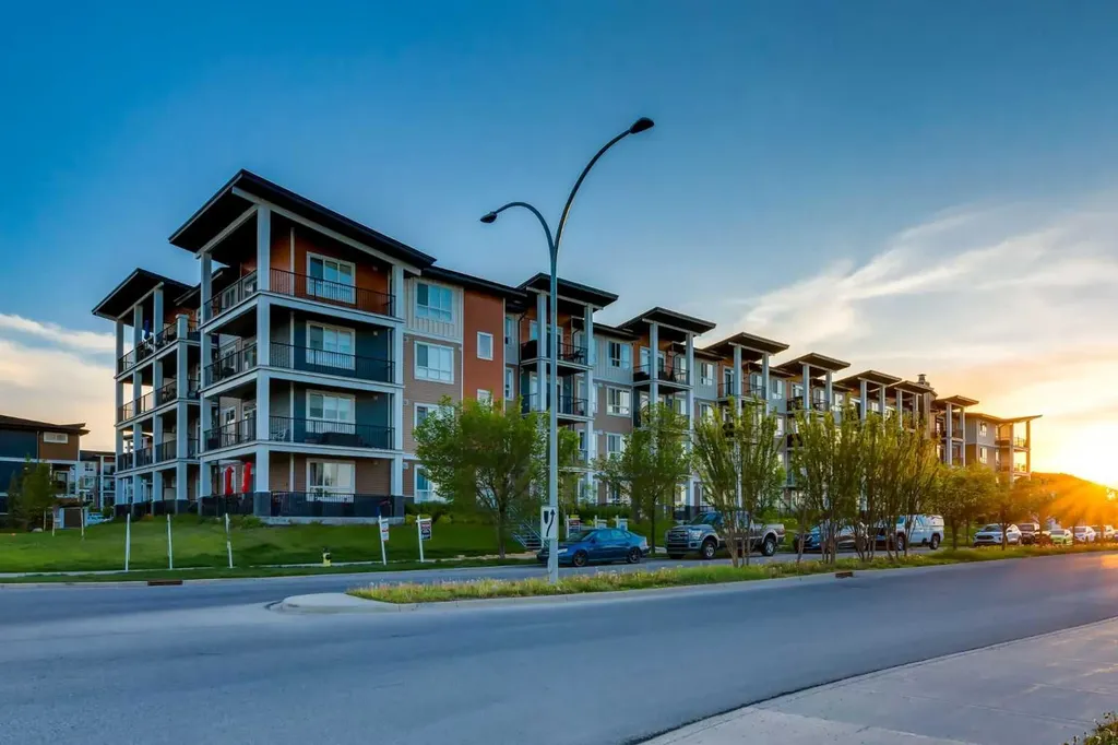 10 Walgrove Walk SE Calgary AB T2X 4E3