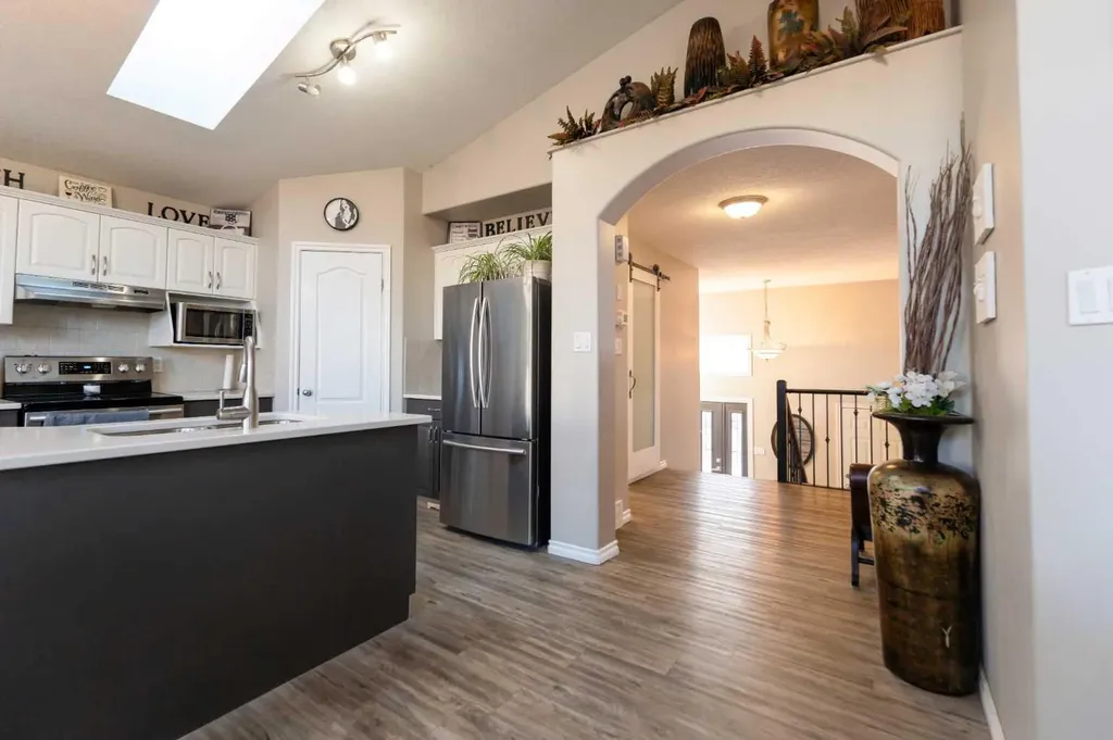 65 Heritage Circle W Lethbridge AB T1K 7T3