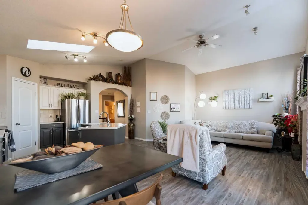 65 Heritage Circle W Lethbridge AB T1K 7T3