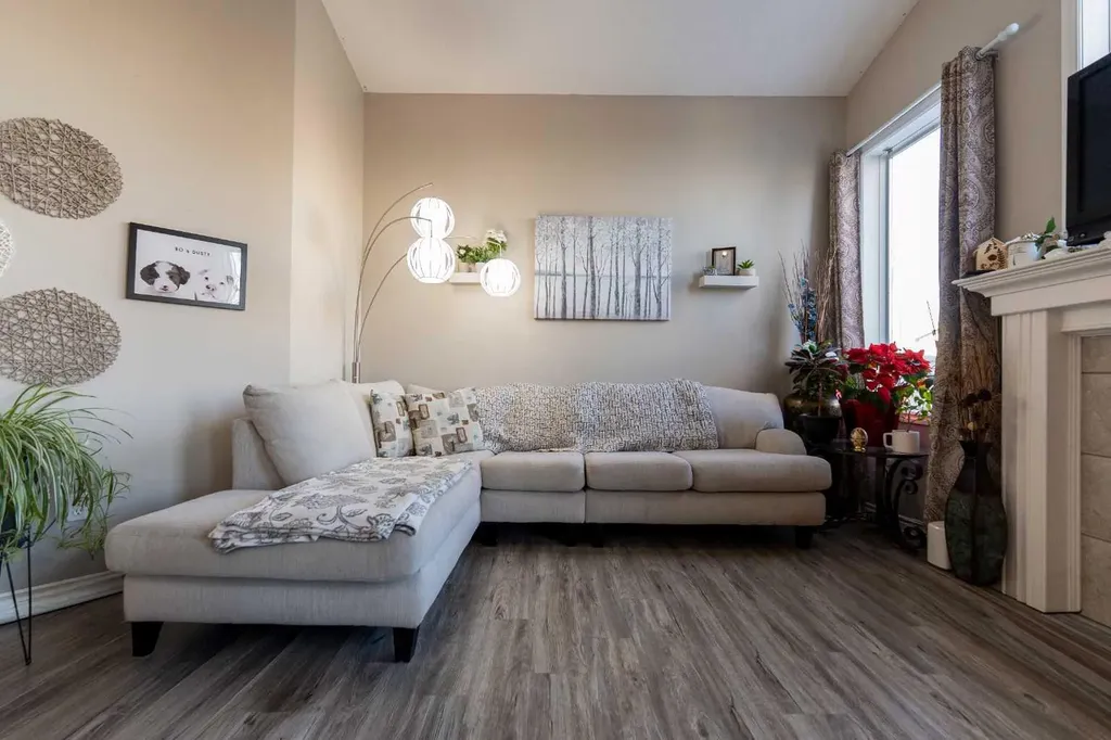 65 Heritage Circle W Lethbridge AB T1K 7T3