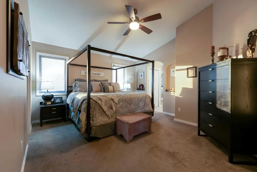 65 Heritage Circle W Lethbridge AB T1K 7T3