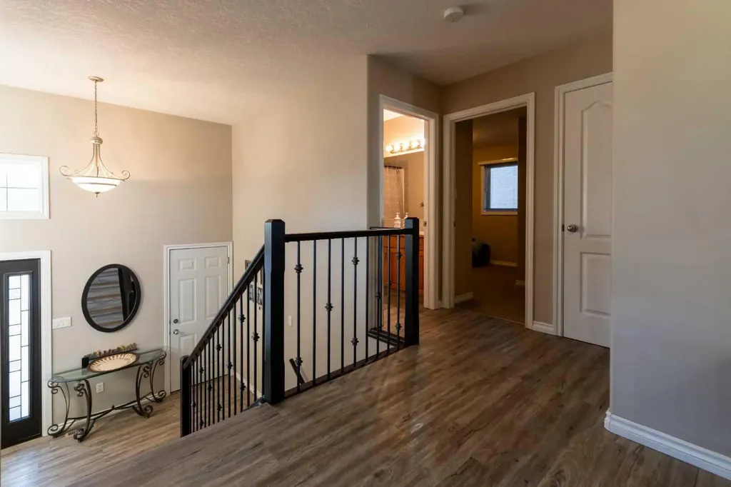 65 Heritage Circle W Lethbridge AB T1K 7T3