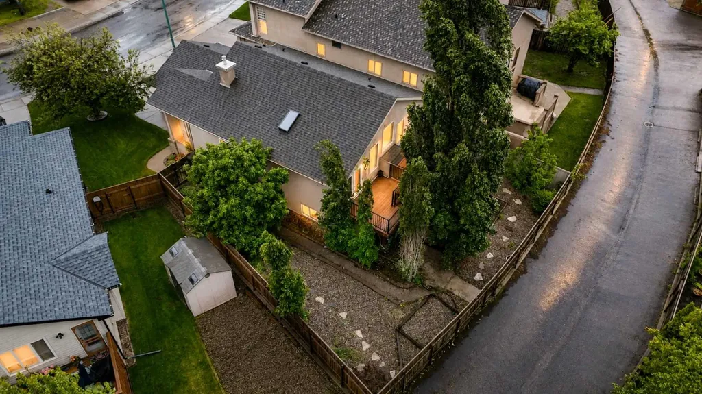 65 Heritage Circle W Lethbridge AB T1K 7T3