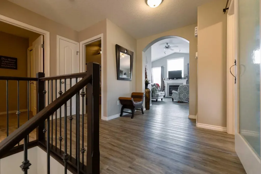65 Heritage Circle W Lethbridge AB T1K 7T3