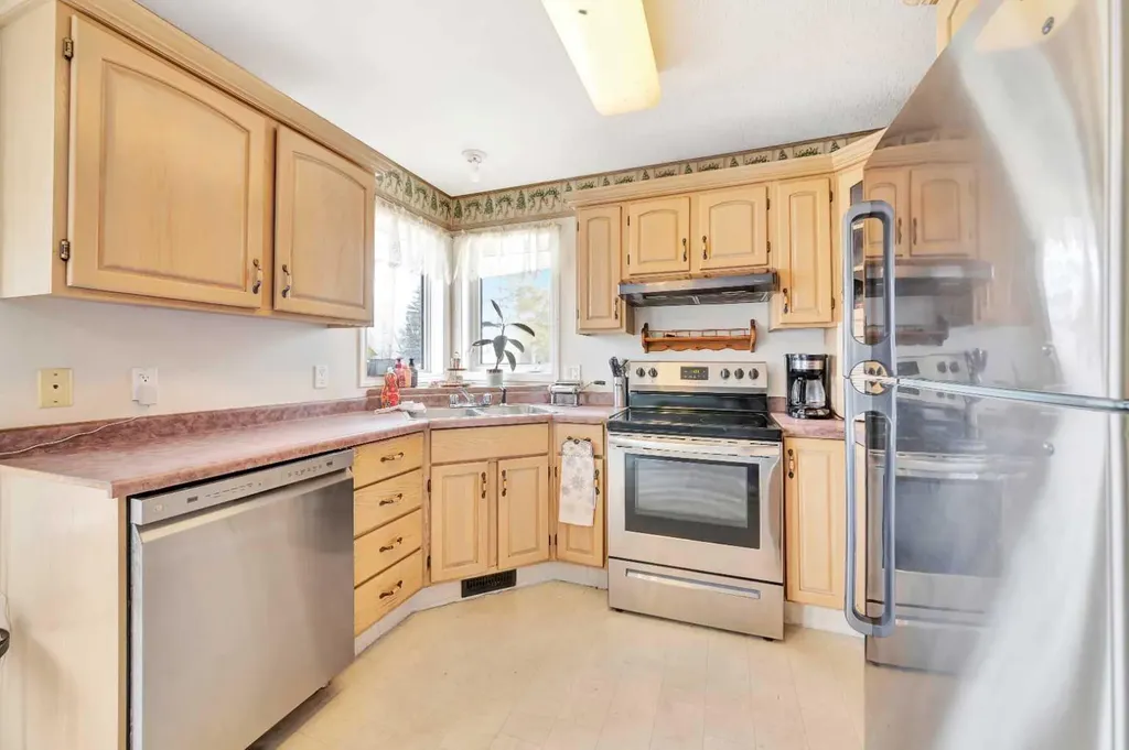 220 1 Avenue E Maidstone SK S0M 1M0