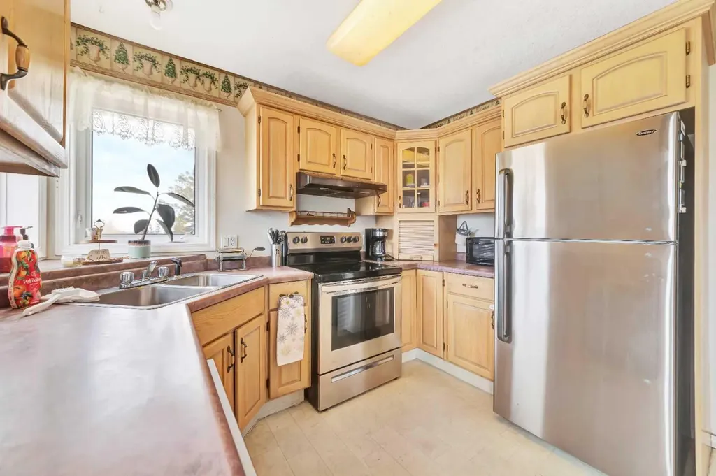 220 1 Avenue E Maidstone SK S0M 1M0