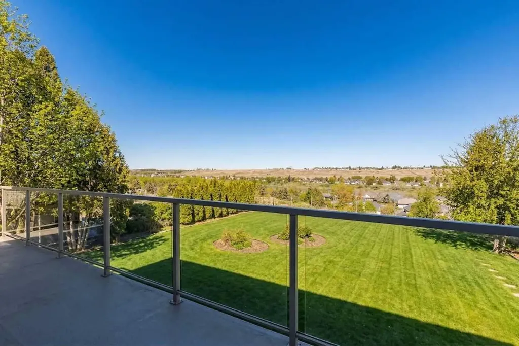 586 Prospect Drive SW Medicine Hat AB T1A4C1
