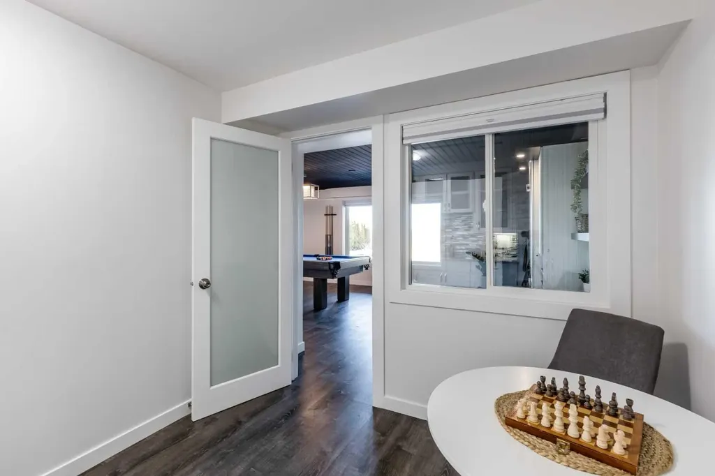 586 Prospect Drive SW Medicine Hat AB T1A4C1