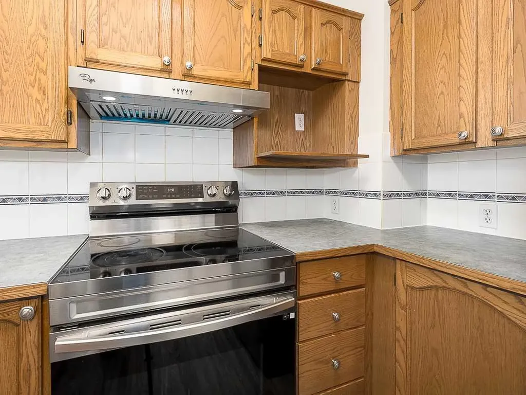 100 Catalina Circle NE Calgary AB T1Y 7B7