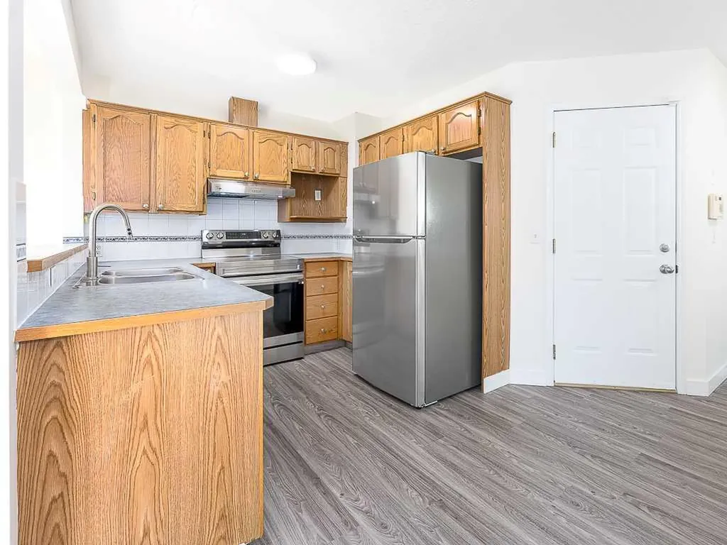100 Catalina Circle NE Calgary AB T1Y 7B7