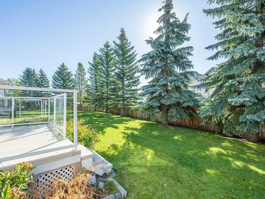 100 Catalina Circle NE Calgary AB T1Y 7B7