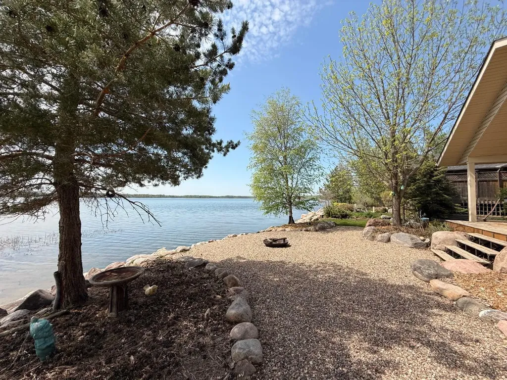 203 Northern Meadows Drive Lac Des Iles SK S0M 1A0