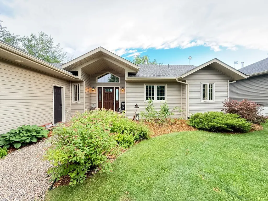 203 Northern Meadows Drive Lac Des Iles SK S0M 1A0