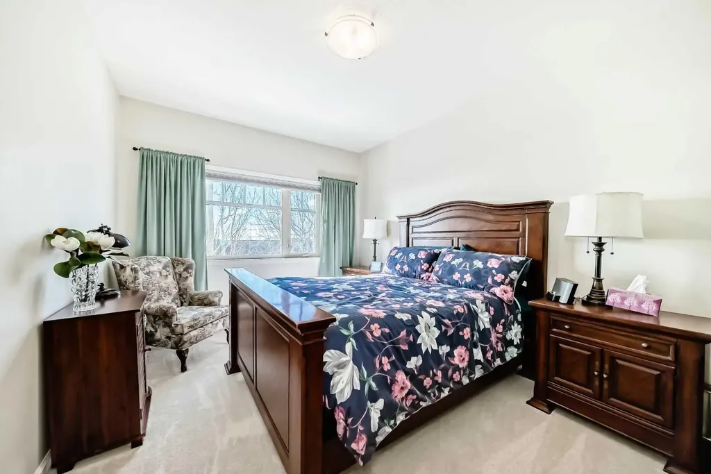 5 Bridle Estates Road SW Calgary AB T2Y 5A8