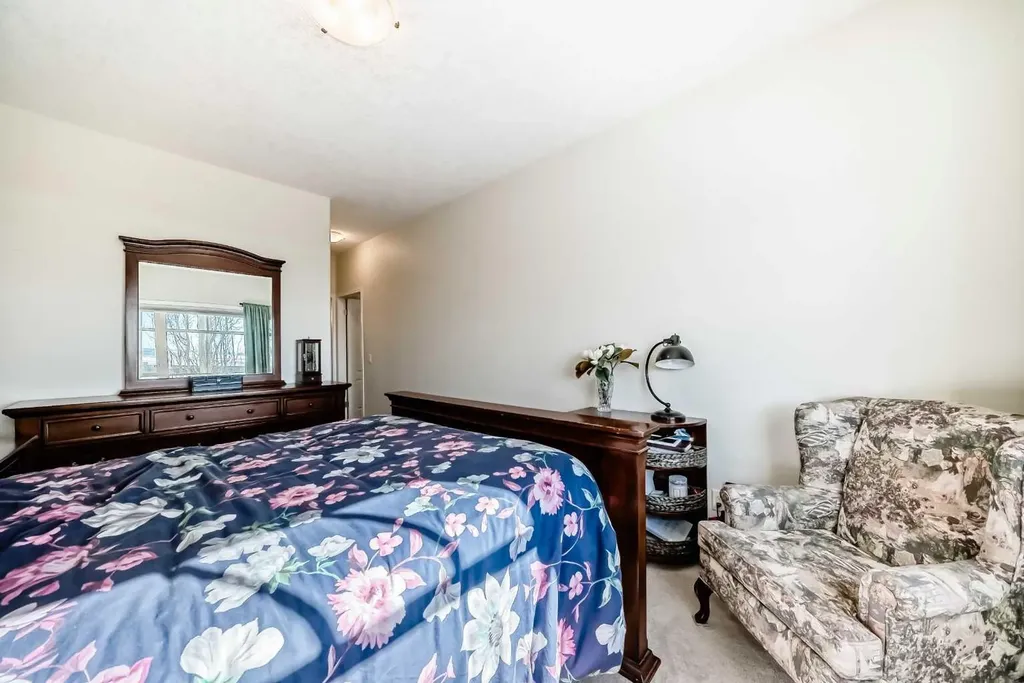 5 Bridle Estates Road SW Calgary AB T2Y 5A8
