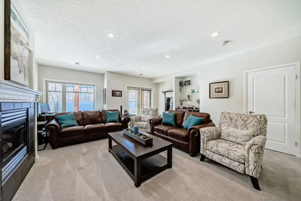 5 Bridle Estates Road SW Calgary AB T2Y 5A8