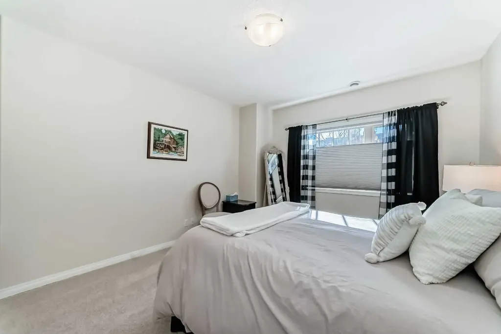 5 Bridle Estates Road SW Calgary AB T2Y 5A8