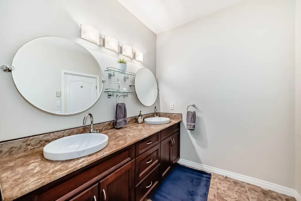 5 Bridle Estates Road SW Calgary AB T2Y 5A8