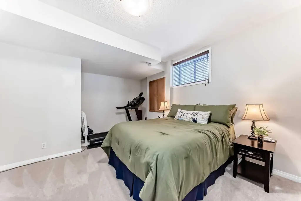 5 Bridle Estates Road SW Calgary AB T2Y 5A8