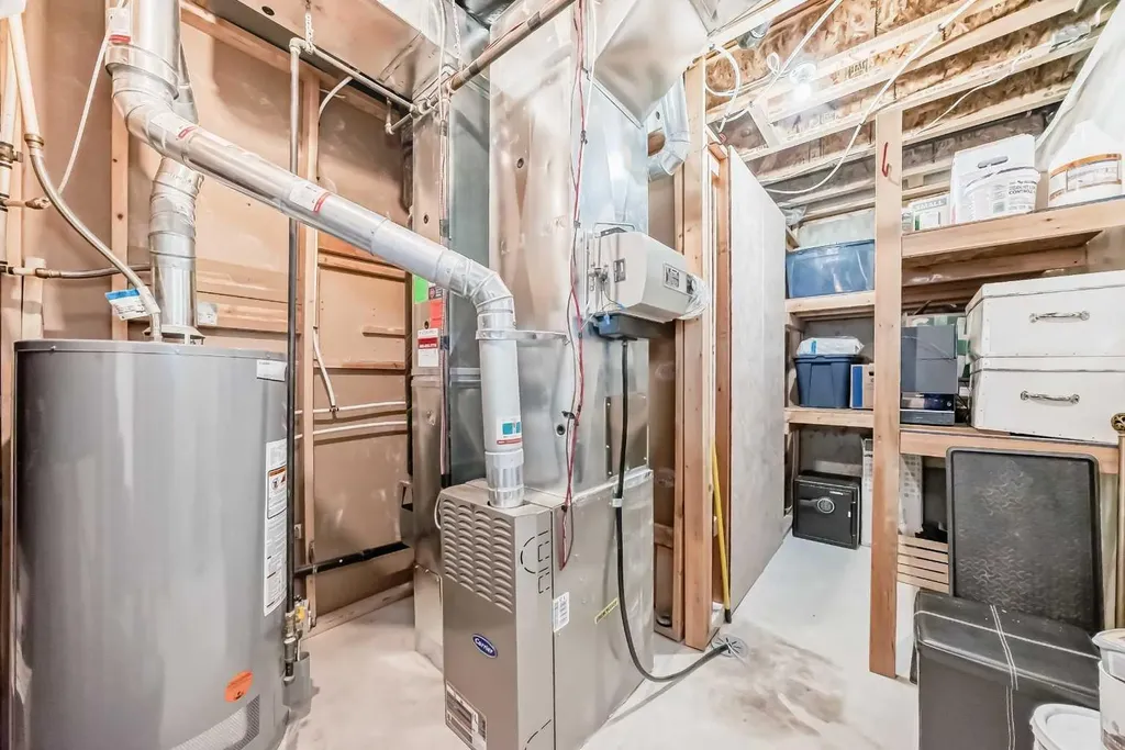 5 Bridle Estates Road SW Calgary AB T2Y 5A8