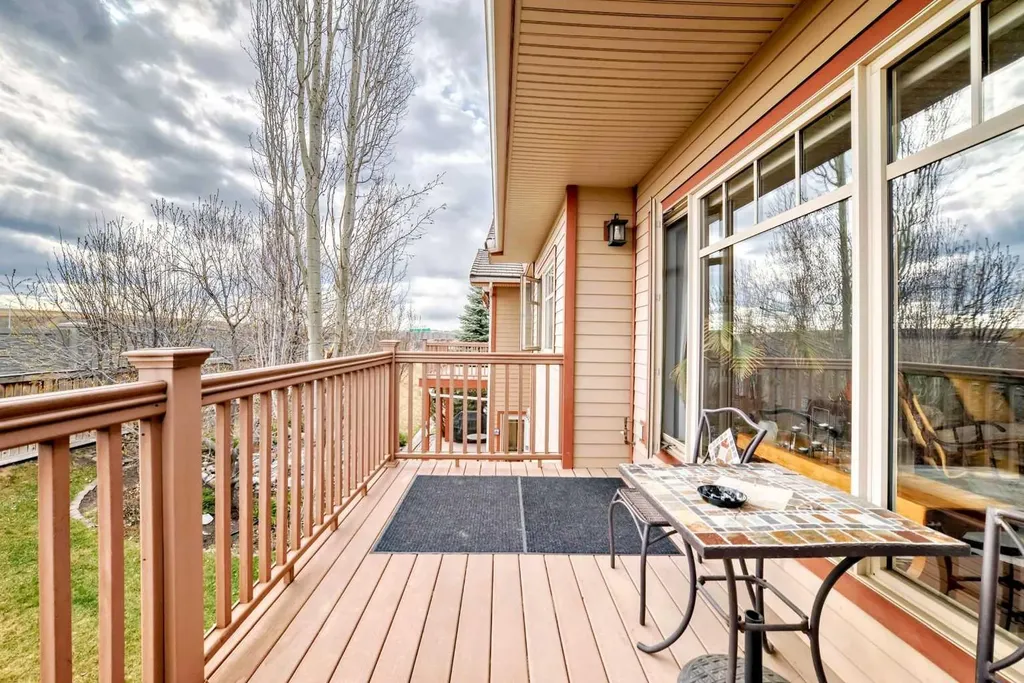 5 Bridle Estates Road SW Calgary AB T2Y 5A8