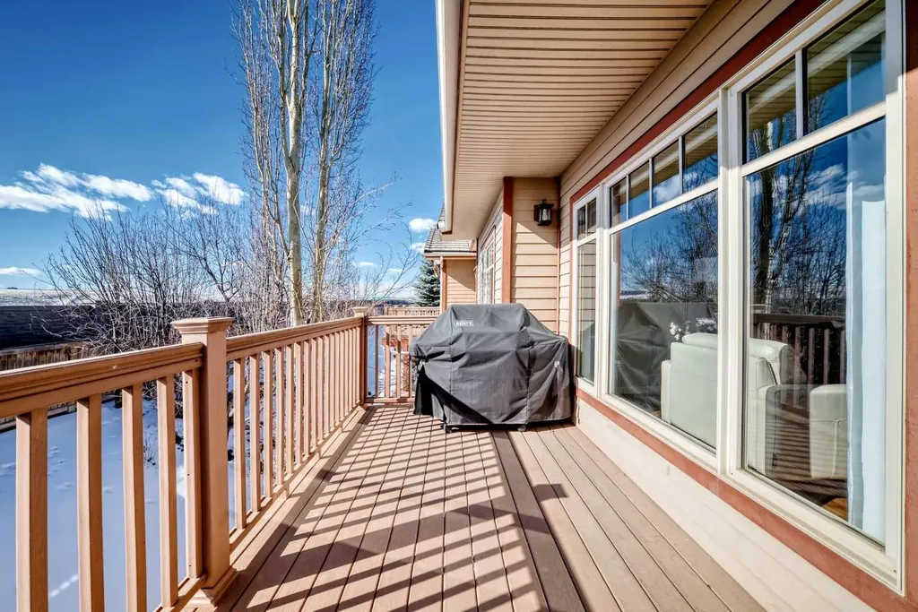 5 Bridle Estates Road SW Calgary AB T2Y 5A8