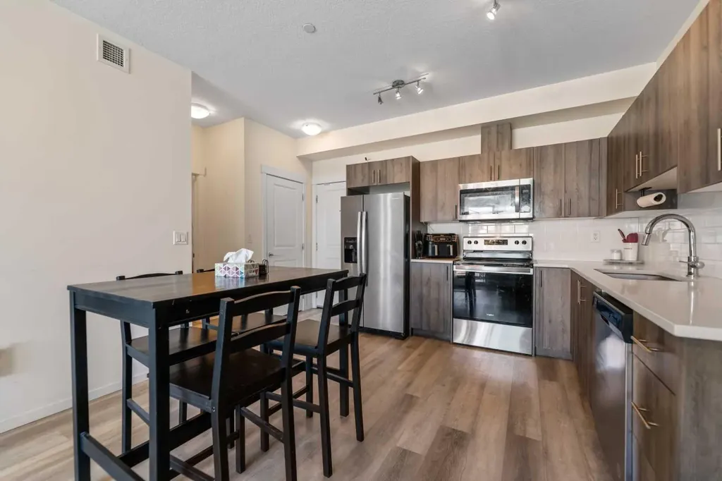15 Sage Meadows Landing NW Calgary AB T3P 1E5
