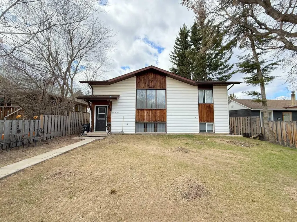 4909 42 Street Athabasca AB T9S 1P7