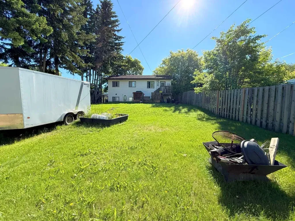 4909 42 Street Athabasca AB T9S 1P7