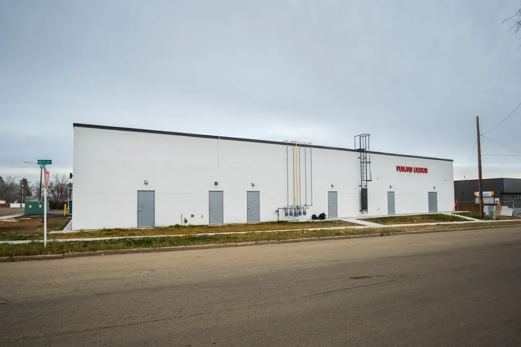 7 Mt. Pleasant Drive Camrose AB T4V 2L9