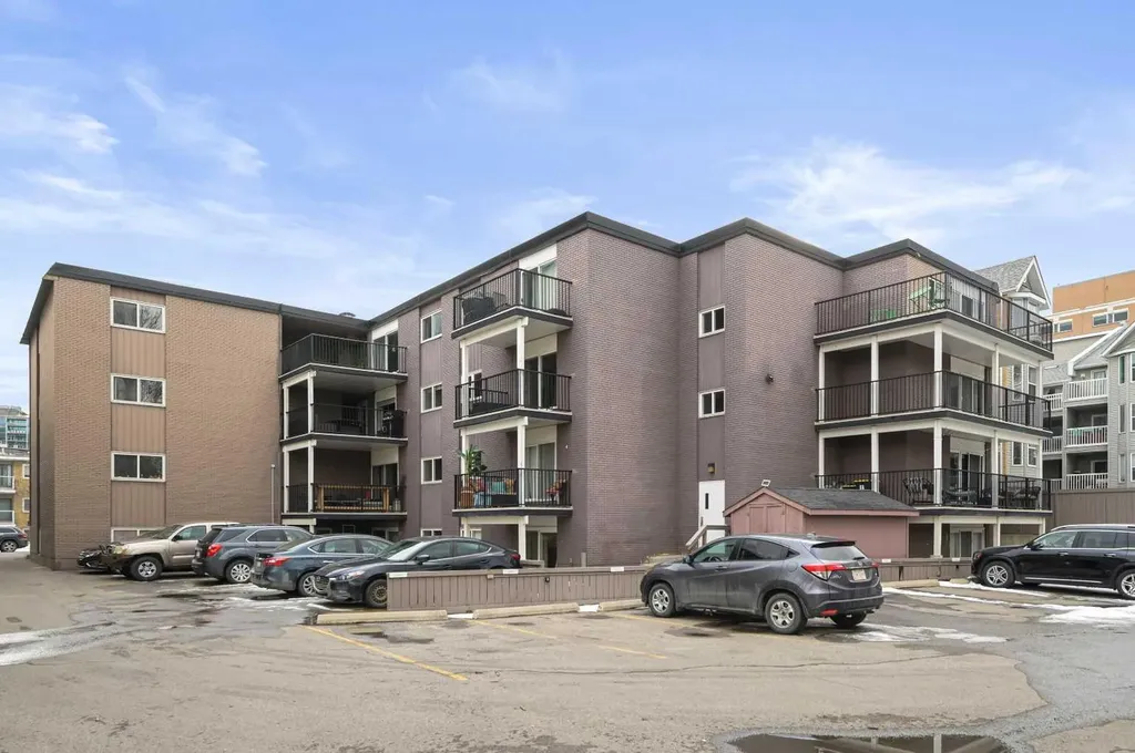 112 23 Avenue SW Calgary AB T2Z 5C7