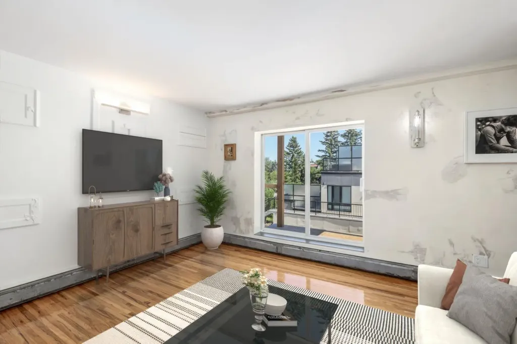 112 23 Avenue SW Calgary AB T2Z 5C7