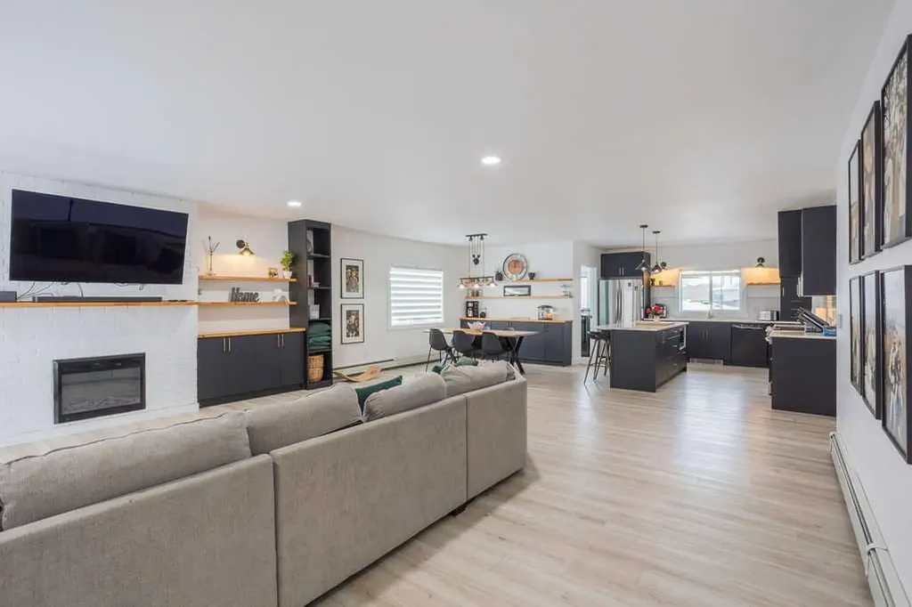 638 9 Avenue Wainwright AB T9W 1B3