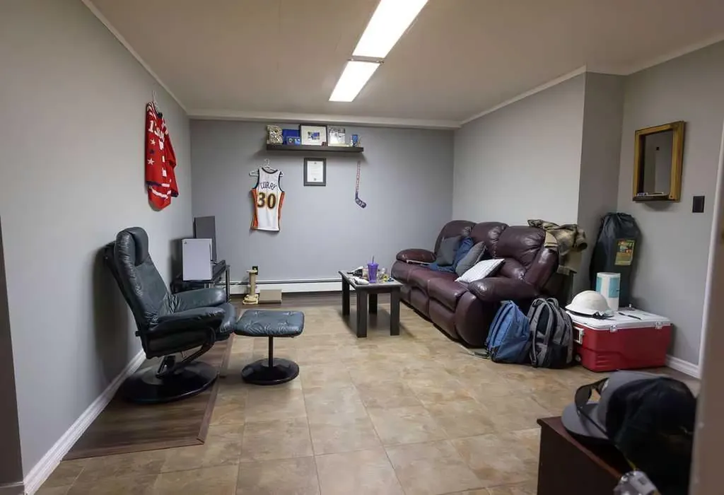 638 9 Avenue Wainwright AB T9W 1B3