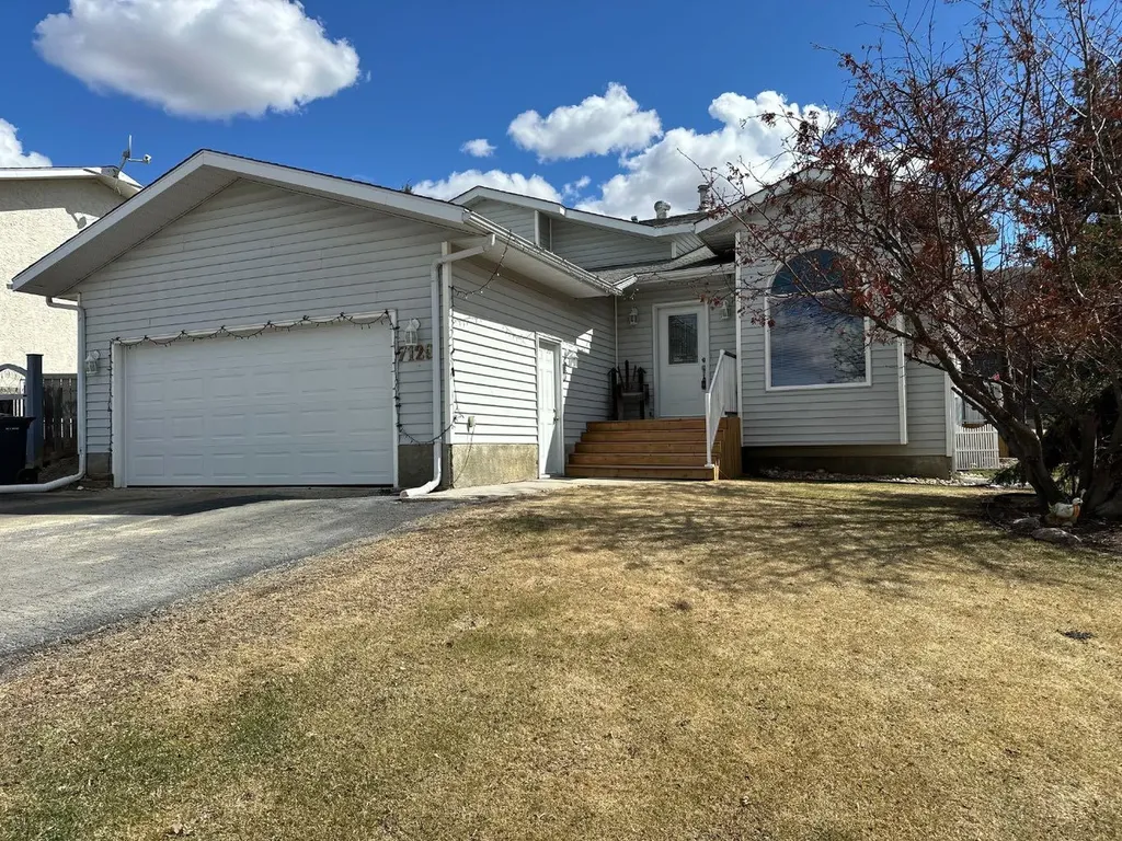 7129 99a Street S Peace River AB T8S 1B2