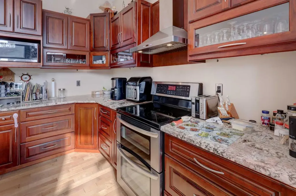 336 Mabbott Road Drumheller AB T0J 2V0