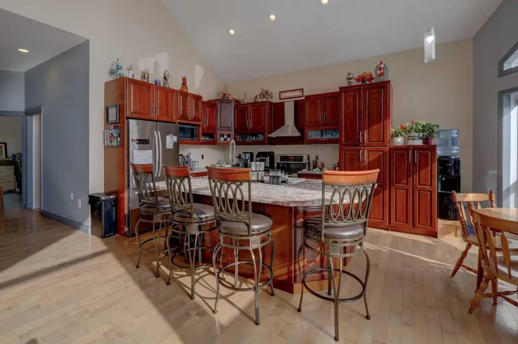 336 Mabbott Road Drumheller AB T0J 2V0