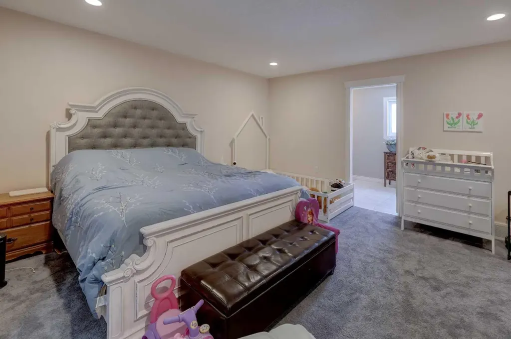 336 Mabbott Road Drumheller AB T0J 2V0