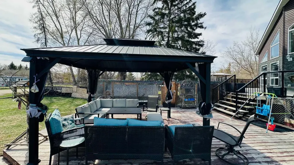 336 Mabbott Road Drumheller AB T0J 2V0