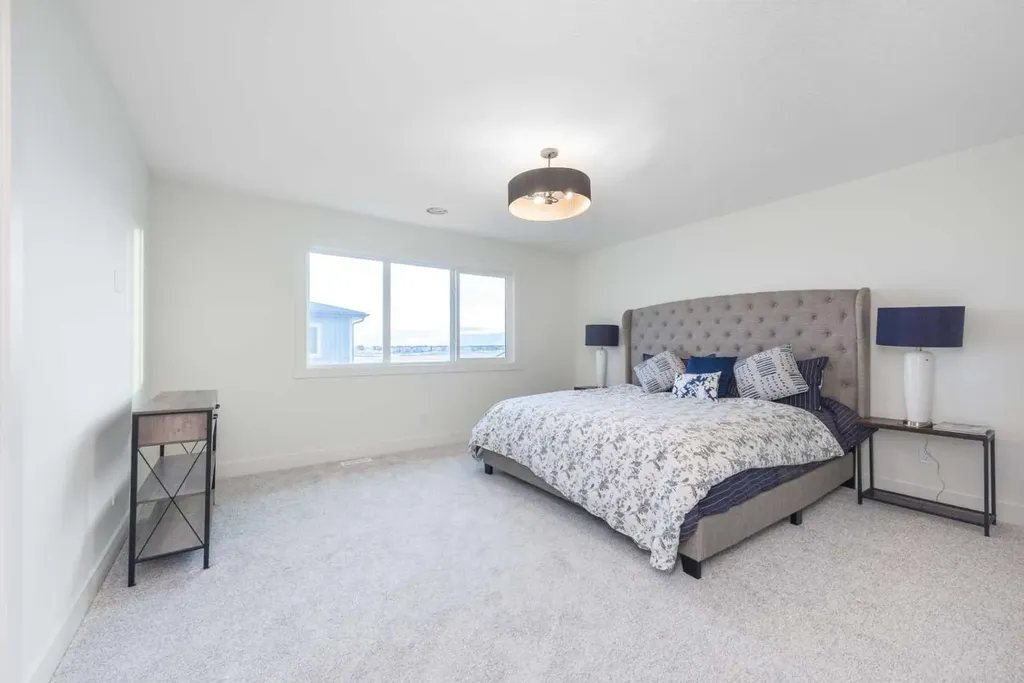 315 Waterford Road Chestermere AB T1X 3B3