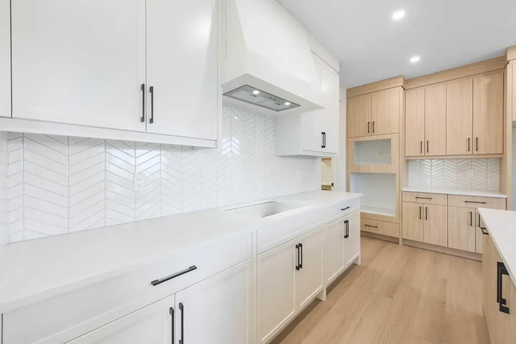 315 Waterford Road Chestermere AB T1X 3B3