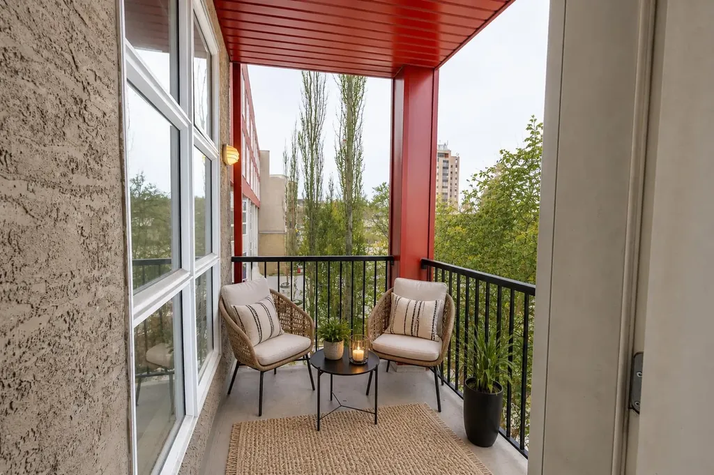 315 24 Avenue SW Calgary AB T2S3E7
