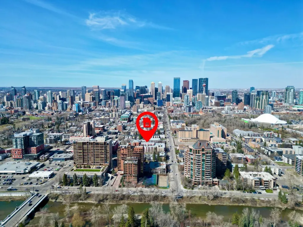 315 24 Avenue SW Calgary AB T2S3E7