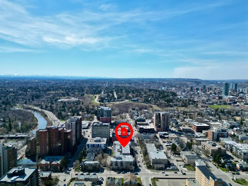 315 24 Avenue SW Calgary AB T2S3E7