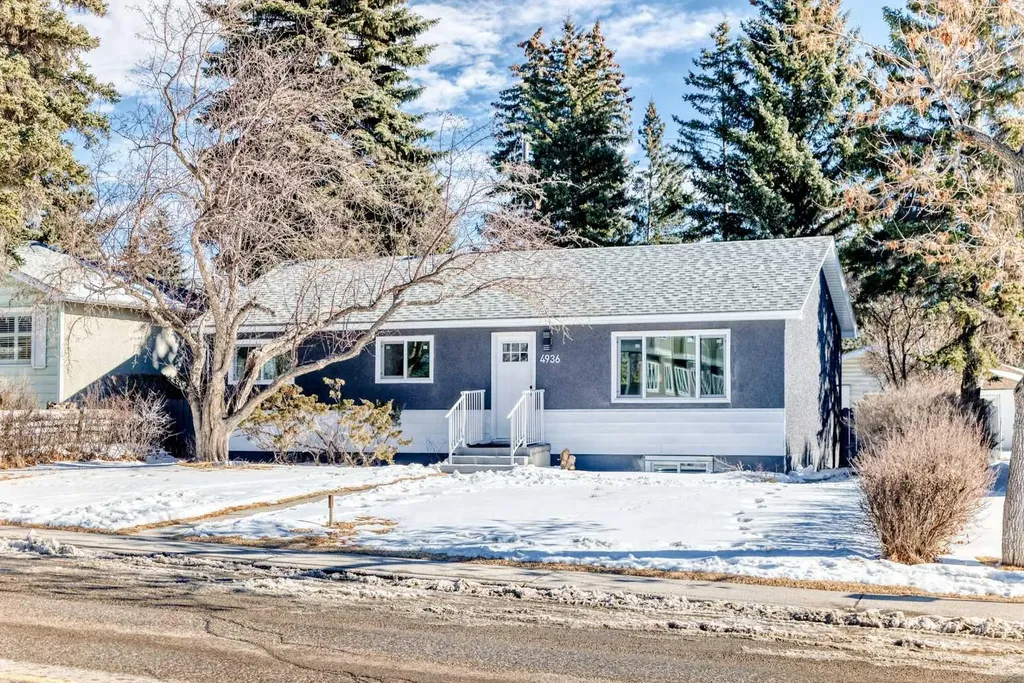 4936 45 Street SW Calgary AB T3E 3W4