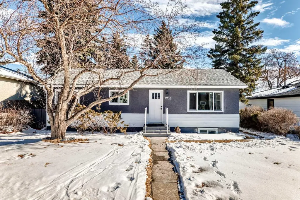 4936 45 Street SW Calgary AB T3E 3W4